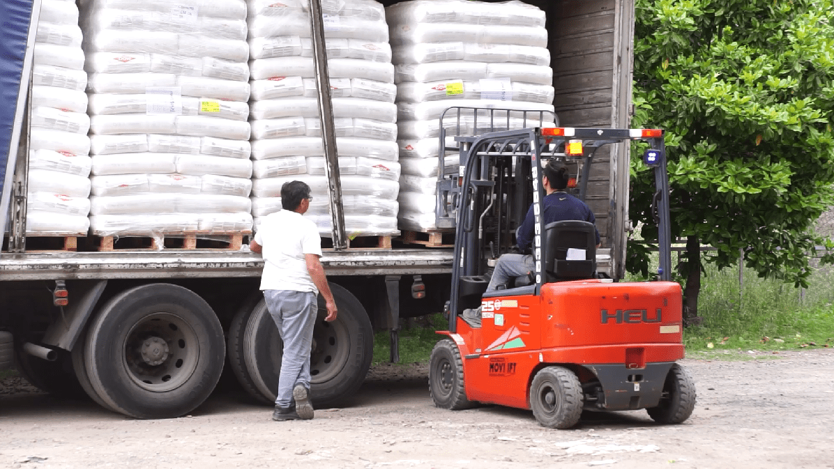 Logística y entrega Powerplast